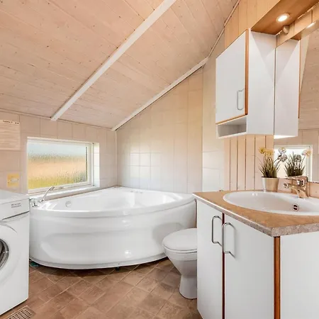 Eemil - 700m From The Sea By Interhome *